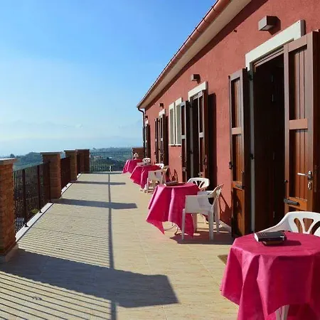 Torrenera Agriturismo Feriegård *